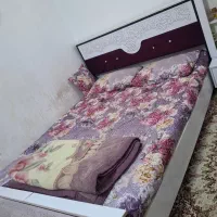 تخت دو نفره