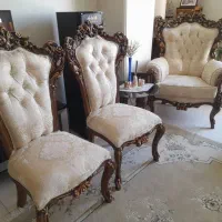 مبل کلاسیک سلطنتی ۹ نفره به همراه میز عسلی