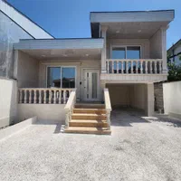 ۱۰۰متر تا مرکز شهر و دریافاصله هست نوسازکلیدنخورده