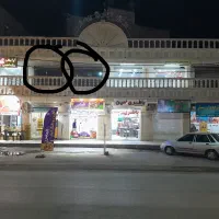 مغازه ۲۳متری سراصلی باشگاه مرکزی طبقه بالا