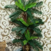 نخل یک متر و شصت سانت بزرگ و زیبا|گل مصنوعی|اسفراین, |دیوار