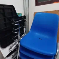 صندلی دانشجویی کاملا در حد نو|مبلمان اداری|رشت, هلال احمر|دیوار