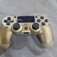 دسته ی PS4 نو تعداد موجود می باشد