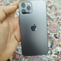 ایفون 12 پرو بدون خط خش در حد اک لاکاغذی