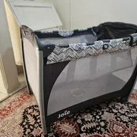 فروش تخت نوازد قابل حمل برند joie|تخت و صندلی بچه|تهران, حکمت|دیوار