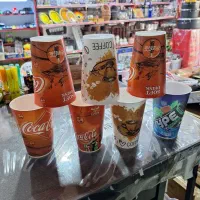 لیوان پلاستیکی