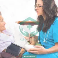 پرستار مادر در خانه