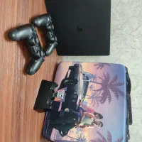 دستگاه Ps4  در حد نو 500 دو دسته