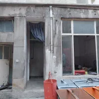 اجاره یک اتاق  کوچیک و حیاط