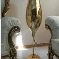 گلدان طلایی