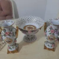 آجیل خور با گلدان