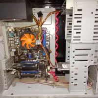 کیس کامپیوتر سالم + اسپیکر + کیبورد و موس