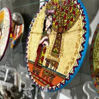 انجام امور منزل و مراقبت از سالمند