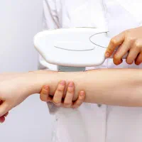 مرکز لیزر موهای زائد و پلاژن تراپی