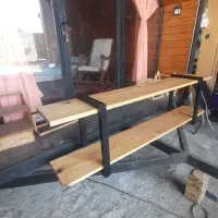 زیر تلوزیون روستیک