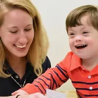 پرستاری از کودک معلول شبانه روزی