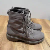 بوت  نیم بوت