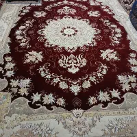 فرش نو بدون کوچیک ترین مشکل باضمانت