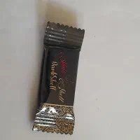 شکلات کنار قهوه