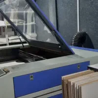 واگزاری خدمات لیزر و پکینگ