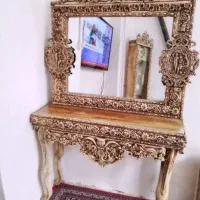 آینه وکنسول وساعت