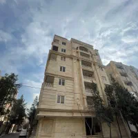 ۳۰۰متر عرض ۱۲ حاشیه اموزگار و ۲کله ۷سقف