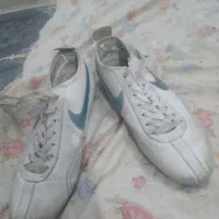 یک جفت کفش سالنی اصل نایک سایز ۴۰