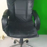 صندلی چرخ دار|دفتر کار|رشت, امین الضرب|دیوار