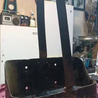 جعبه قدیمی جیپ|کلکسیون اشیاء عتیقه|شهرکرد, |دیوار