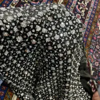 پارچه کارشده خوشگل، زیر مخمل یشمی تیره|لباس|مشگین شهر, |دیوار