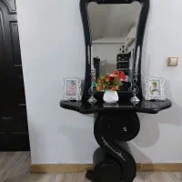 کنسول آینه سالم و تمیز و شیک فقط ۷۰۰ت|بوفه، ویترین، کنسول|گرگان, |دیوار