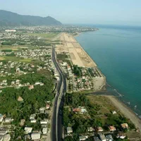 مشارکت در ساخت زمین ساحلی جنب برج رومئو