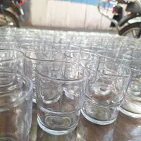 استکان . لیوان چای