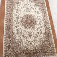 دو عدد فرش ۶ متری