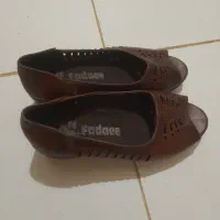 صندل نونو فقط ۵۰۰ سایز ۳۹ فوری