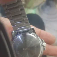 یک عدد ساعت کاسیو اصل