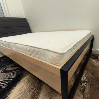 تخت و تشک