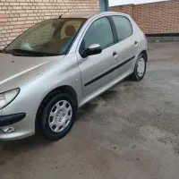 پژو ۲۰۶ تیپ ۲ مدل ۸۲ نقره‌ای سالم