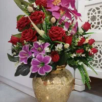 گل مصنوعی وگلدان
