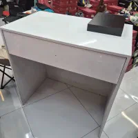 میز تحریر و کار