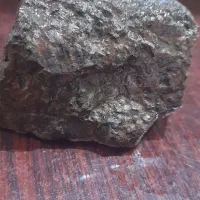 شهاب سنگ ۱۰۲ گرمی خریدار  واقعی پیام