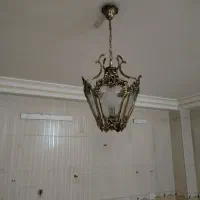 لوستر برنزی|لوستر و چراغ آویز|میانه, |دیوار