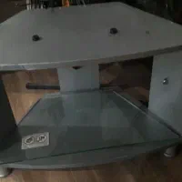 تلویزیون و میز تلویزیون هردو باهم|تلویزیون و پروژکتور|گرگان, |دیوار