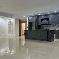 ۱۲۸متر/۳ خواب/طبقه آخر /برج برند کوهک/کلید نخورده