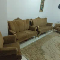 مبل هفت نفره سالم هست نشیمن و فومش اصلا نخوابیده|مبلمان خانگی و میز عسلی|بهارستان, |دیوار