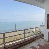 اجاره واحد ساحلی بالکن بزرگ رو به دریا پلاک ۱