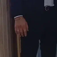 کت شلوار رنگ سیاه