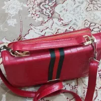 کیف قرمز  در حد نو