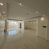 ۱۳۸متر ۳خواب نوساز فول متریال برند (مهندس زارع)