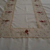 رومیزی حریر گلدوزی ترک